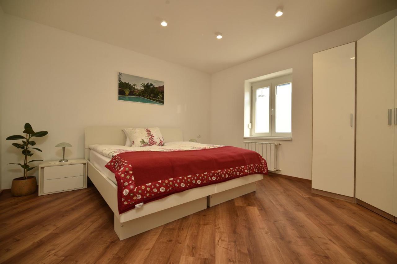 Sedami Apartment Maribor Exterior photo